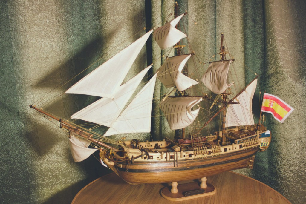 Испанский бомбардирский корабль 18 века La Candelaria