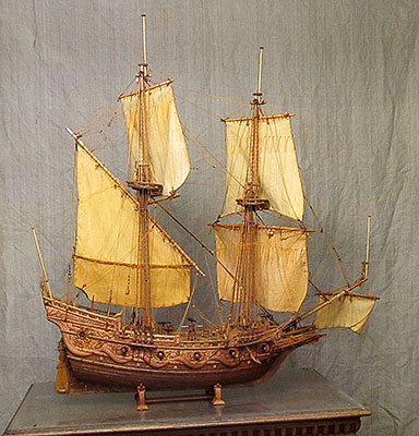 Быстроходное небольшое парусное пиратское судно
