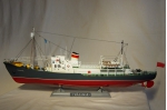 Китобойное судно "Гайдамак" проект "393"